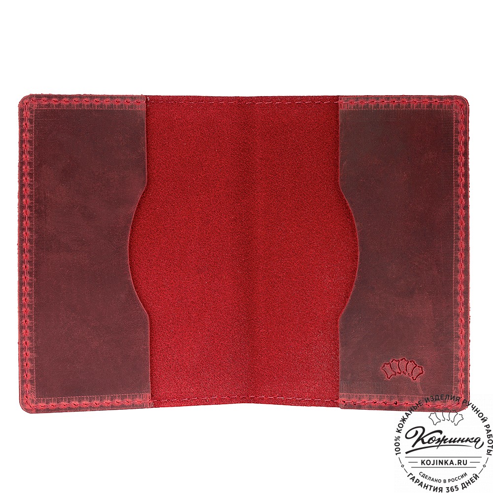 Кожаная обложка на паспорт "Будапешт" (красный крейзи)